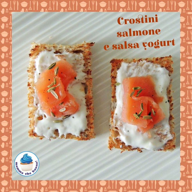 crostini salmone e salsa yogurt