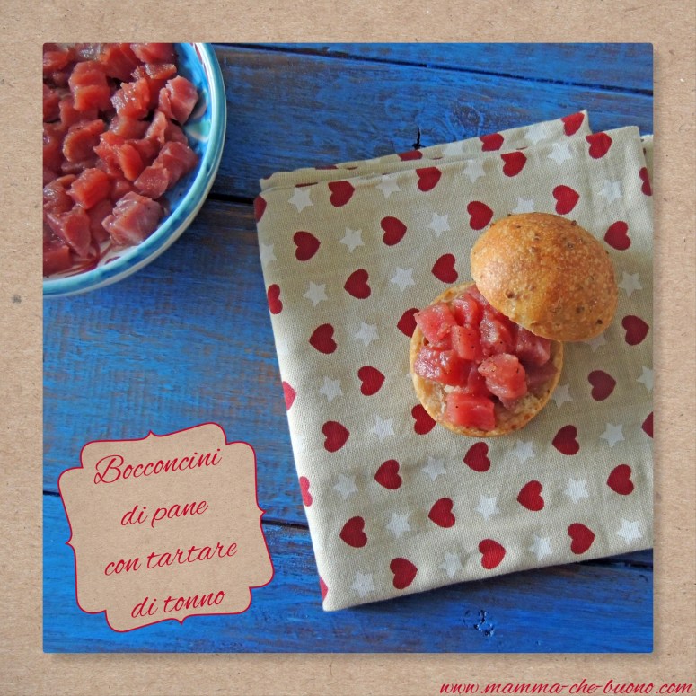 bocconcini di pane con tartare di tonno